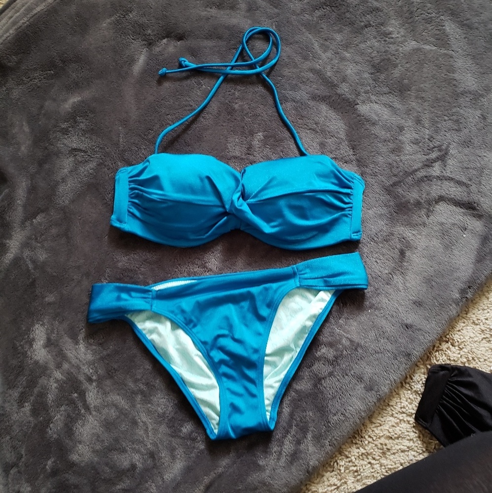 VS swimsuit set *Excellent Used condition*